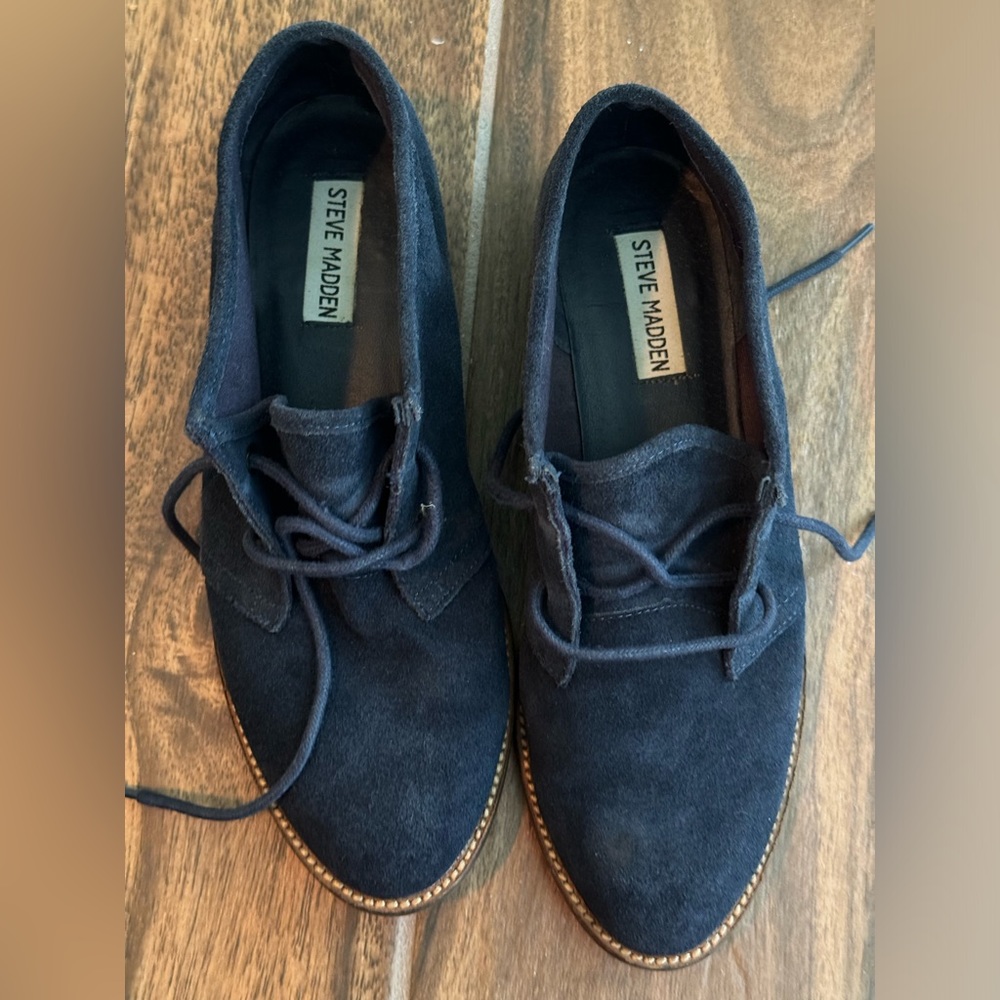 Drive Madden Women’s Navy Blue Suede Booties